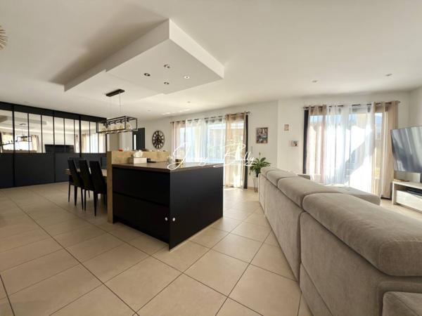 Maison à vendre 5 pièces de 136 m²