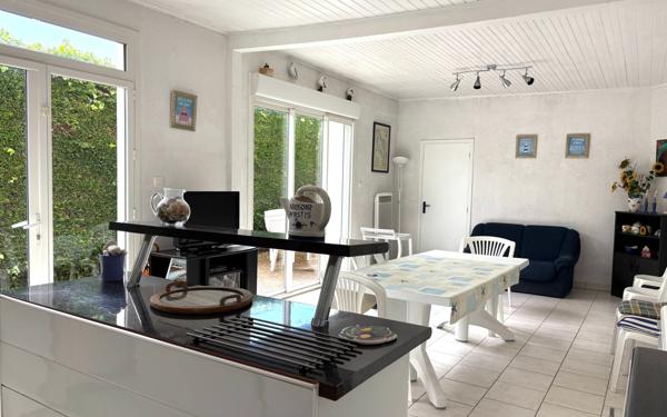 Maison à vendre    4 pièces •  Saint-Pierre-d'Oléron