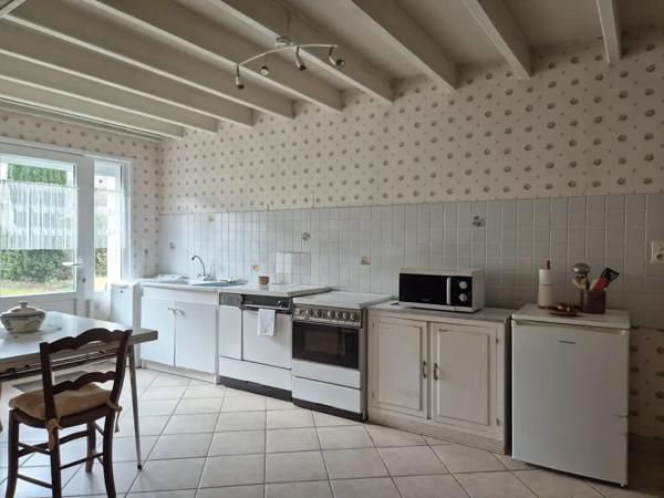 Charmante maison en plein coeur d'Aigre Idéalement située !