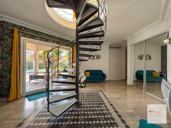 Superbe Villa de 251m² avec vue sur La Chaine Des Alberes