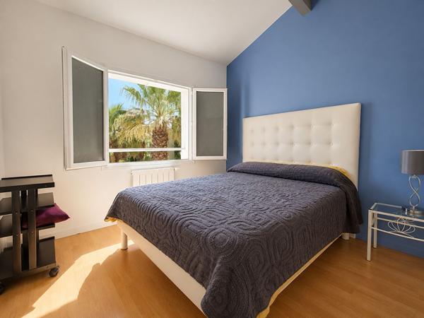 Maison Balaruc Les Bains 5 pièce(s) 193 m2+ T2 indépendant