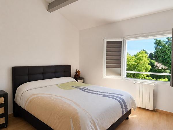 Maison Balaruc Les Bains 5 pièce(s) 193 m2+ T2 indépendant