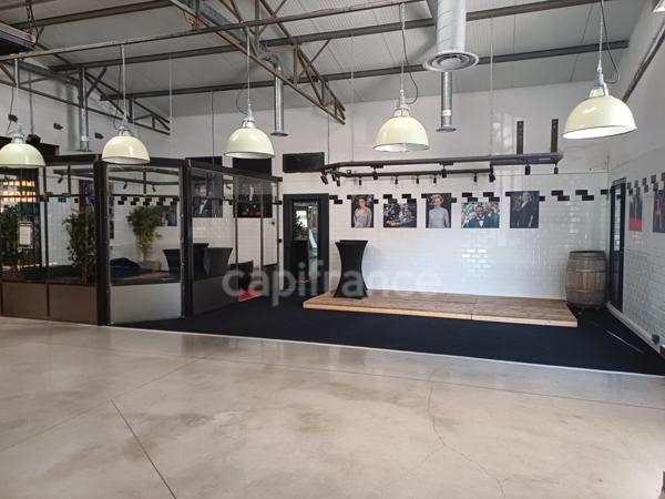 Local commercial 59m2 à sous louer à EGUILLES 13510