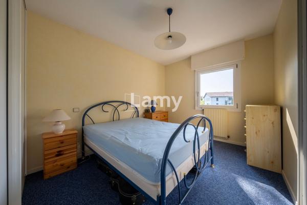 Appartement t4, terasse, 2 parkings, 1 cave