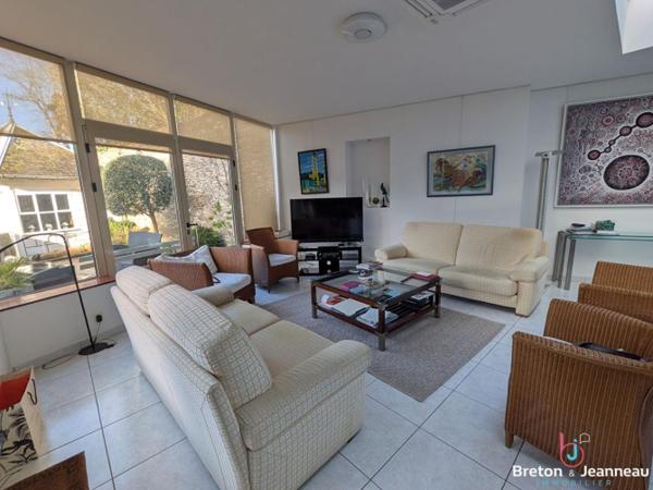 Maison 53000 10 pièce(s) 255 m2