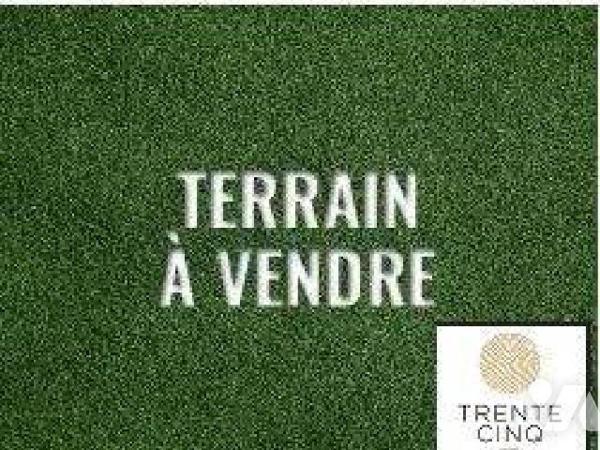 TRENTE CINQ NOTAIRES - BRUZ - à 1,5 km du centre-ville - terrain à bâtir de 629 m² avec possibi...