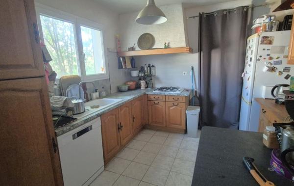 Vente Villa Jardin - garage - piscine hors sol à rafraîchir Saint-nazaire-d'aude