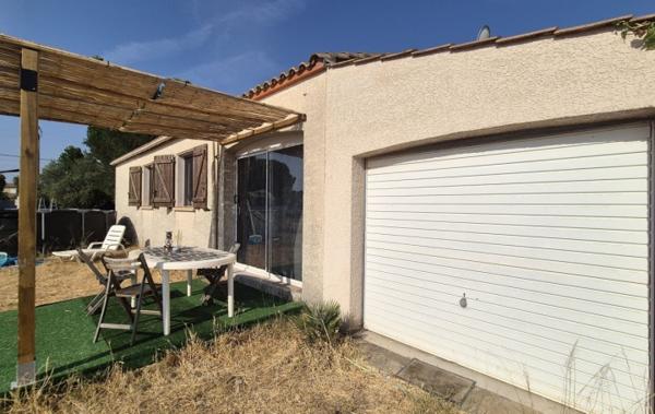 Vente Villa Jardin - garage - piscine hors sol à rafraîchir Saint-nazaire-d'aude