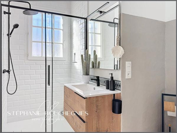 Maison T6  avec Piscine - 169m2 - Breuillet (17920)