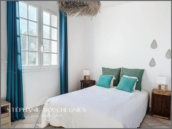 Maison T6  avec Piscine - 169m2 - Breuillet (17920)