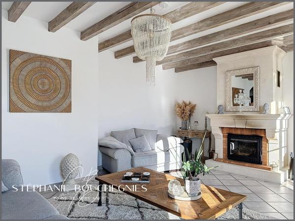 Maison T6  avec Piscine - 169m2 - Breuillet (17920)