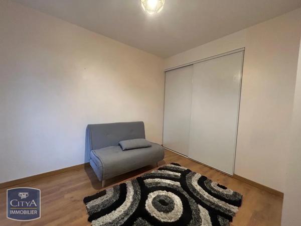 Appartement à louer 4 pièces 73.74m²