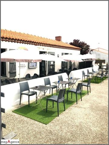 Local Commercial à L' EPINE, 85740 - 3 pièces 140m²