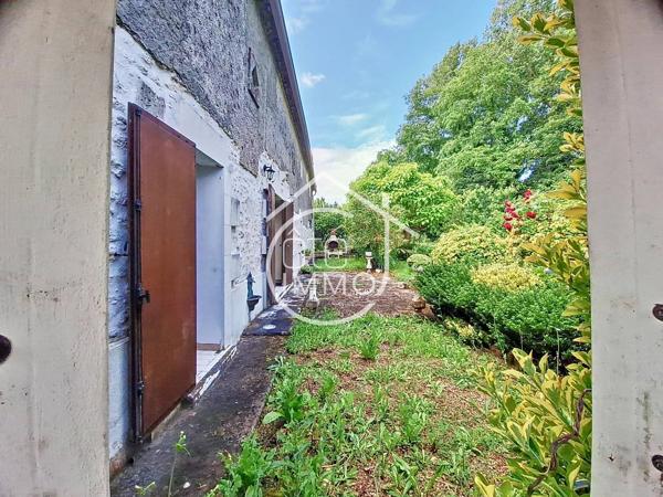 Pineuilh: maison en pierre de 137m² avec grange en bord de Dordogne