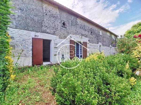 Pineuilh: maison en pierre de 137m² avec grange en bord de Dordogne