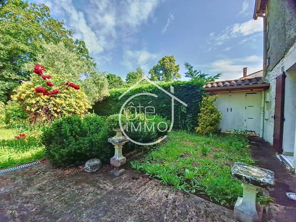 Pineuilh: maison en pierre de 137m² avec grange en bord de Dordogne