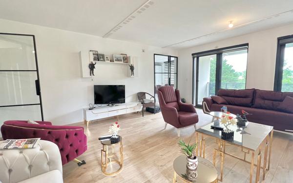 Immeuble à vendre    8 pièces •  Phalsbourg