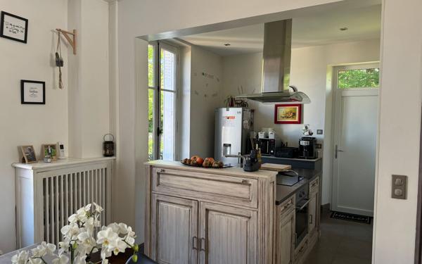 Maison à vendre    7 pièces •  Nogent-le-Rotrou