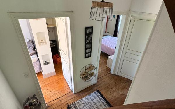 Maison à vendre    7 pièces •  Nogent-le-Rotrou