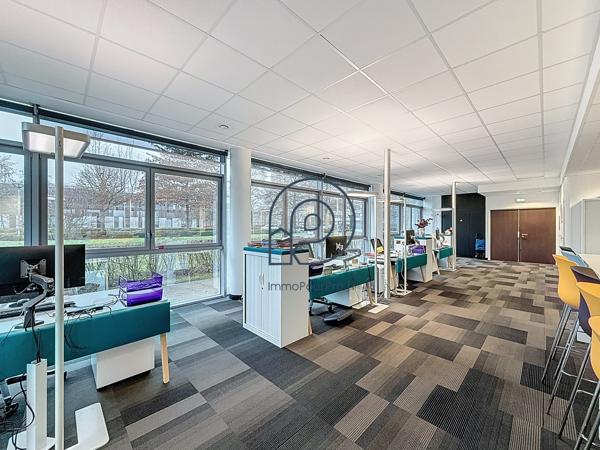 Villeneuve-d'Ascq – Haute Borne | Bureaux RDC 274 m² + 14 parkings | ERE Park II | À vendre