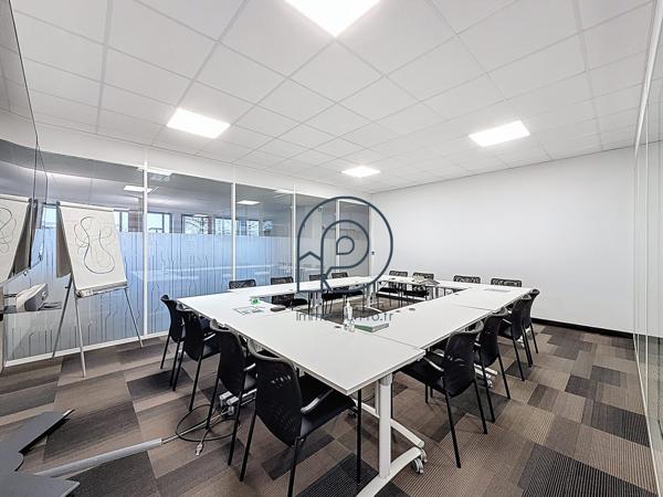 Villeneuve-d'Ascq – Haute Borne | Bureaux RDC 274 m² + 14 parkings | ERE Park II | À vendre