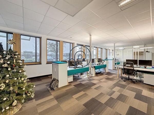 Villeneuve-d'Ascq – Haute Borne | Bureaux RDC 274 m² + 14 parkings | ERE Park II | À vendre