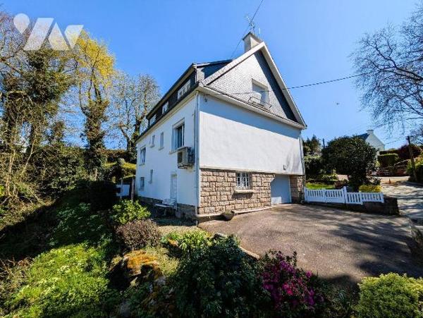 Maison à Pont-Aven (29930), Finistère Sud (29)

Découvrez cette maison située dans la commune...