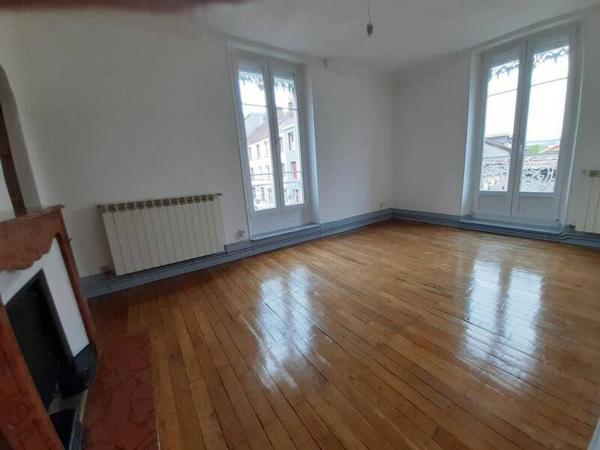 Appartement 4 pièces                                        - 38000 Grenoble Réf : 5480