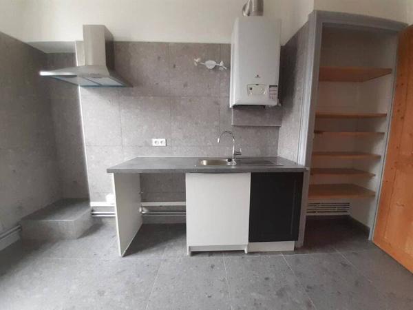Appartement 4 pièces                                        - 38000 Grenoble Réf : 5480