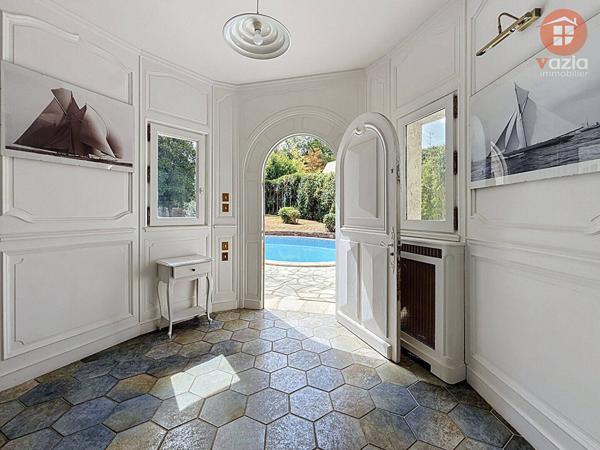Maison à vendre - Marnes-la-Coquette 11 pièces de 330 m²