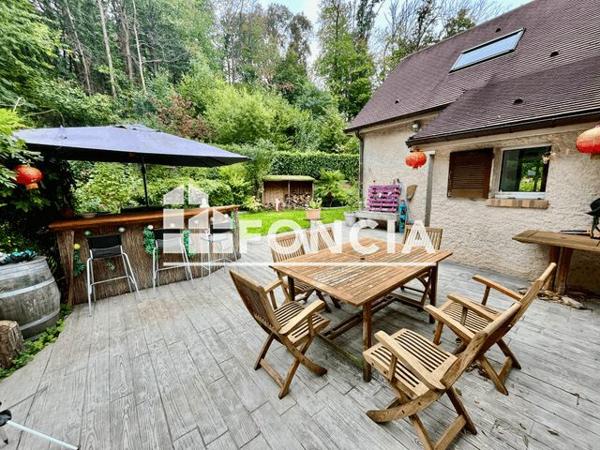 À vendre Maison 7 pièces 174.84 m² - Aigremont 78240