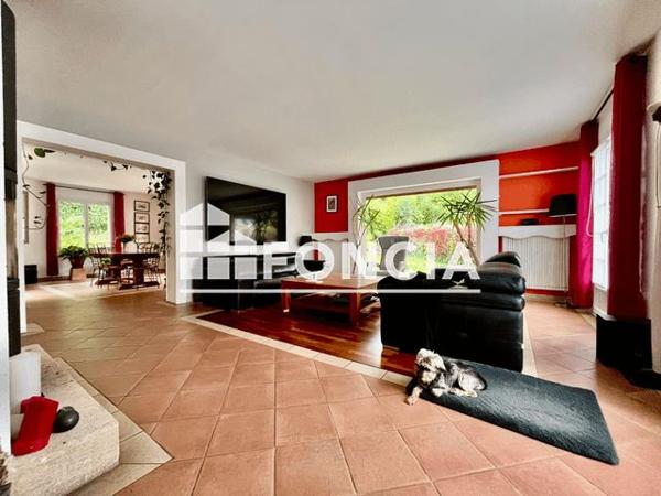 À vendre Maison 7 pièces 174.84 m² - Aigremont 78240