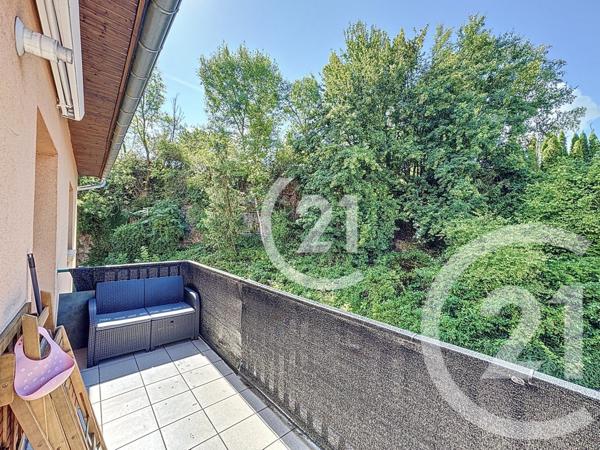 Appartement T5 à vendre  5 pièces - 97,89 m2 ESSERT - 90