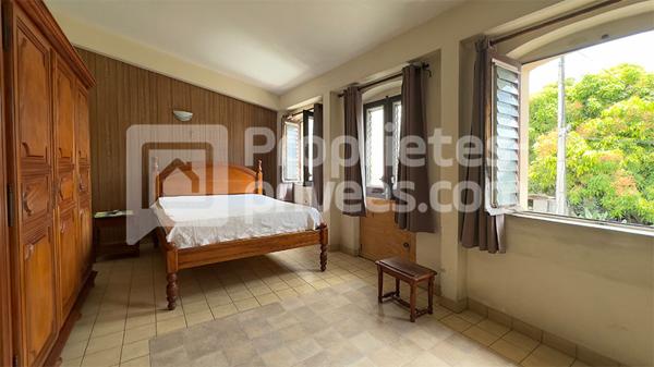 Magnifique Maison de Ville authentique à Saint-Pierre