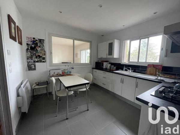 Maison 8 pièces de 90 m² à Peyriac-Minervois (11160)