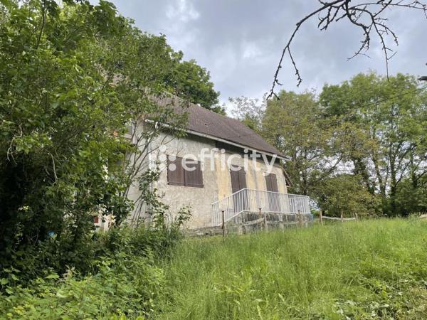 Maison 1 pièce - 292 m²