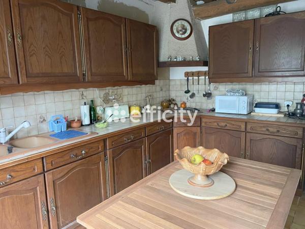 Maison 1 pièce - 292 m²