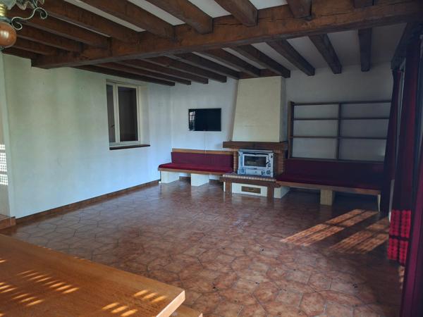 Maison familiale, quartier calme, proche Orléans