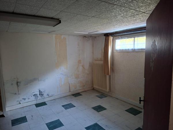 Maison familiale, quartier calme, proche Orléans