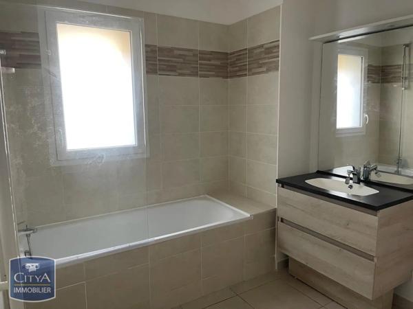 Appartement à louer 3 pièces 61.55m² Mérignac (33700)