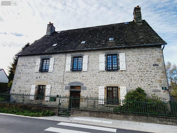 Maison de maître à vendre à Eygurande en Corrèze (19340), ref : UM 1250