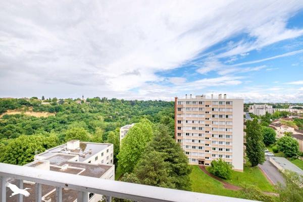 Appartement à vendre |  Sathonay-Camp |  3 pièces | 60 m²