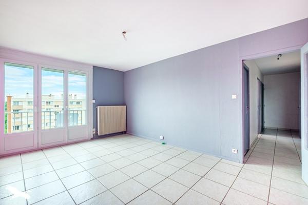 Appartement à vendre |  Sathonay-Camp |  3 pièces | 60 m²