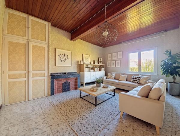 Exclusivité Nestenn Immobilier. Au centre-ville de Castanet-Tolosan. Appartement T3 à vendre avec balcon, jardin et 2 parkings.