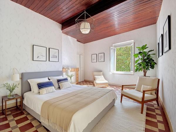 Exclusivité Nestenn Immobilier. Au centre-ville de Castanet-Tolosan. Appartement T3 à vendre avec balcon, jardin et 2 parkings.