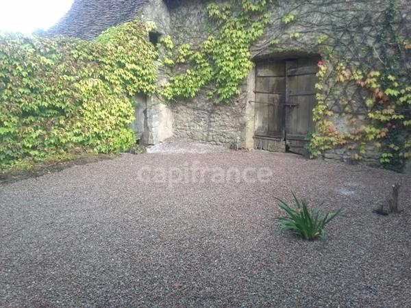 Dpt Nièvre (58), à vendre CORBIGNY Demeure Bourgeoise du 19 ème et rente locative (Investisseur)