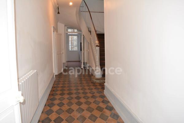 Dpt Nièvre (58), à vendre CORBIGNY Demeure Bourgeoise du 19 ème et rente locative (Investisseur)