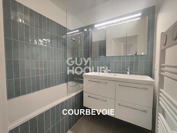 Appartement Courbevoie 4 pièces 84 m2