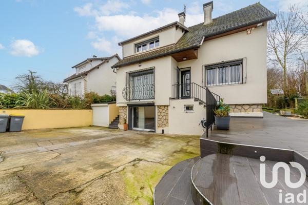 Maison à vendre 8 pièces 172 m² Fontenay-en-Parisis