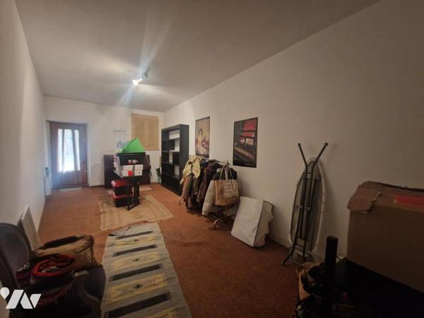 Maison vigneronne avec jardin 